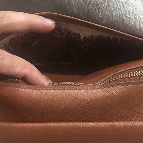 Louis Vuitton wallet - Picture 6 of 11